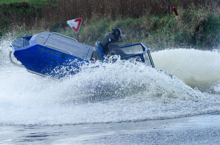 minijet frontier, jet boat, whitewater
