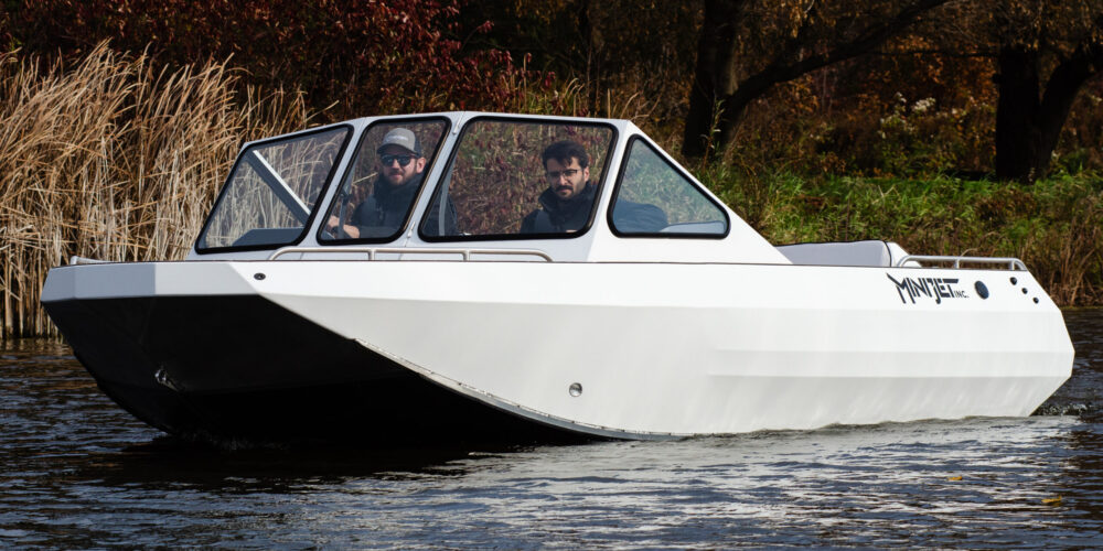 minijet defender, jet boat, twin engine