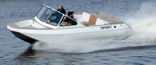 minijet defender, jet boat, twin engine